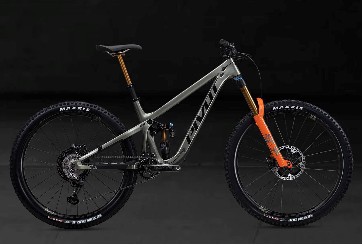 2022 Pivot Firebird Pro XT/XTR Bikes Pivot