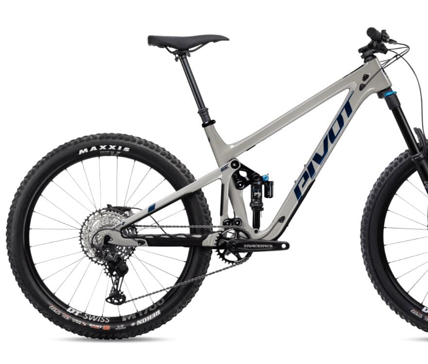 2022 Pivot Switchblade Race XT Mojave Bikes Pivot